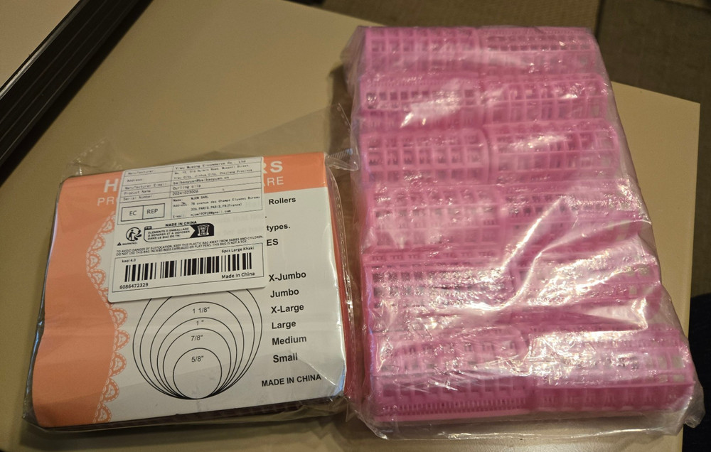 18 Snap Over Vent Rollers 1 1/2" New in plastic