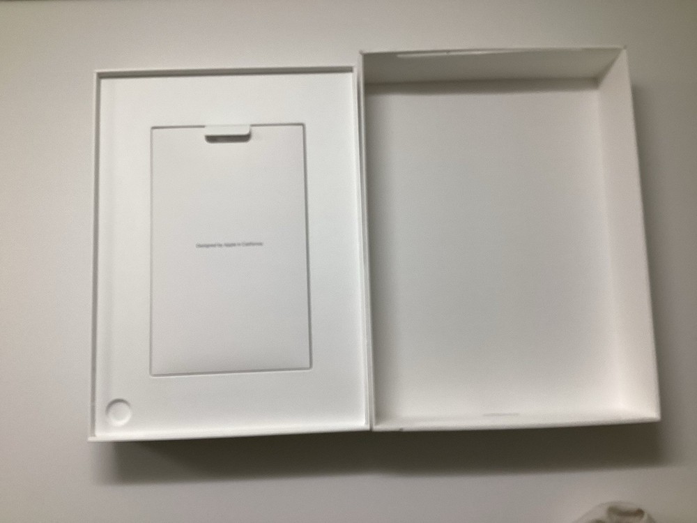ipad BOX (Empty-10th Generation-box only)