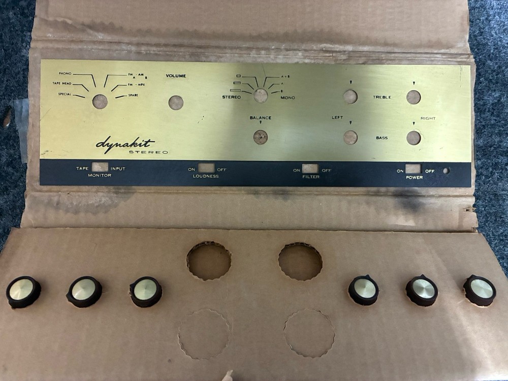 Dynakit PAS 2 Faceplate And 6 Small Knobs.