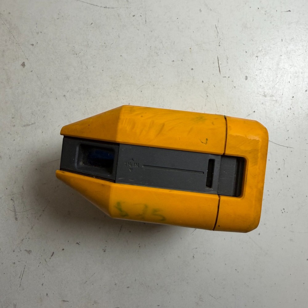 Fluke Pacific Laser Systems 3R Yellow 3-Point Red Laser Self-Leveling Device