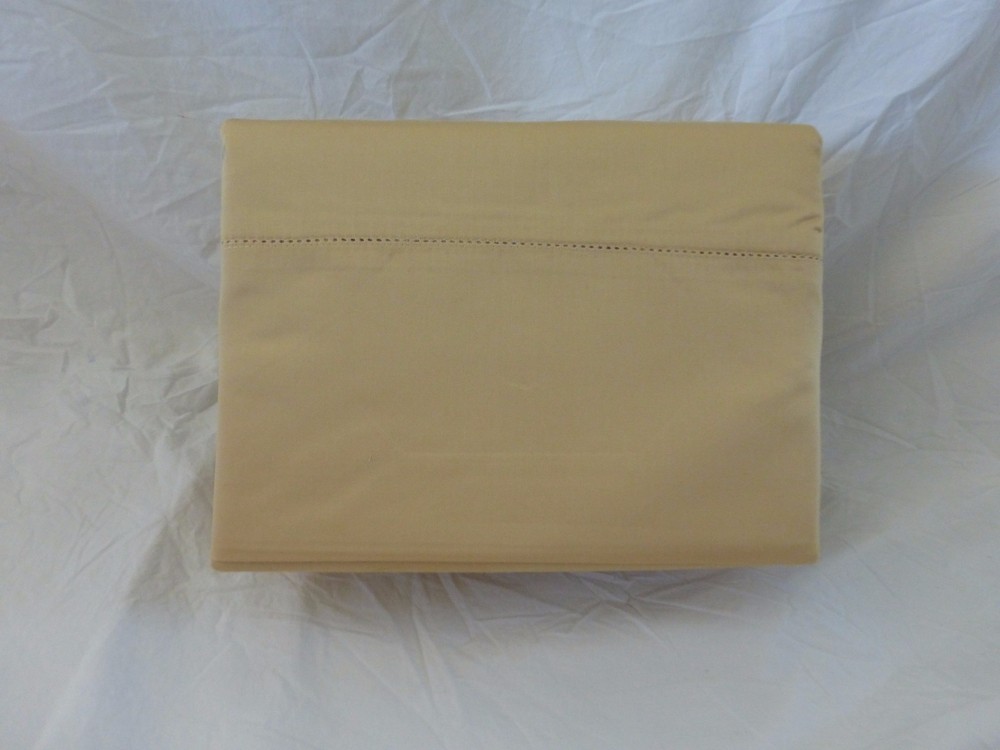 4 pc Andiamo Wrinkle Resistant King Sheet Set NIP