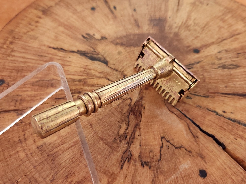 GEM Micromatic Open Comb VTG Single Edge Safety Razor