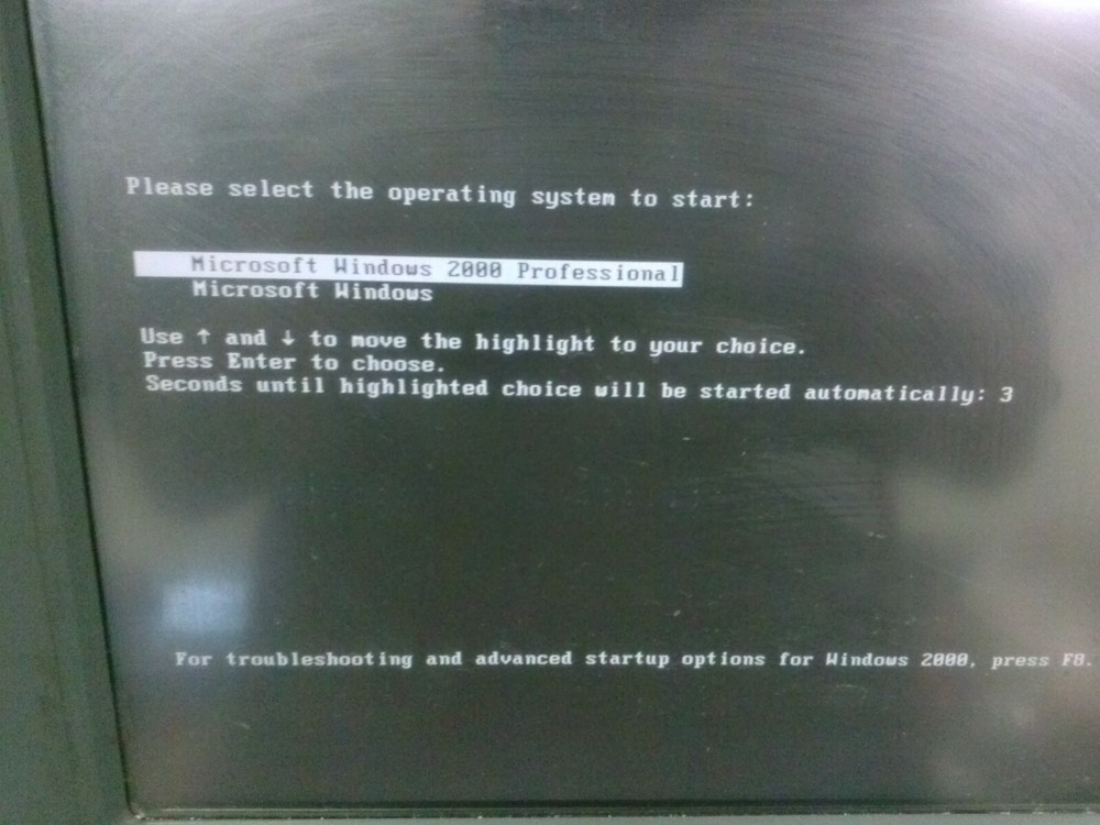 MICROS Model ECLIPSE PN 400495-300 POS Terminal