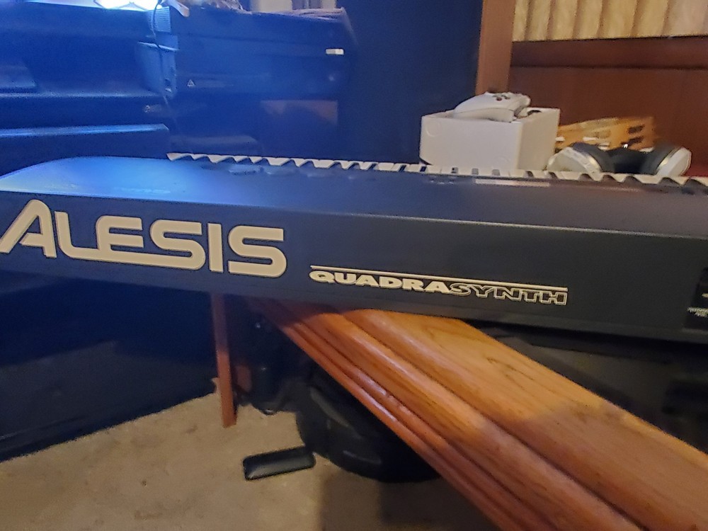 Alesis Quadra Synth 1990 Black