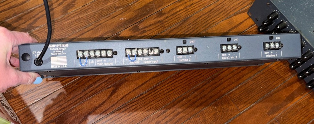 Biamp Advantage Equalizer 8 Channel 3 Band & Microphone Mixer 301e Untested
