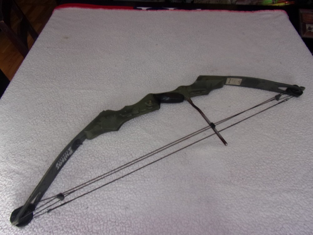 PSE Game Sport Pulsar Express Compound Bow