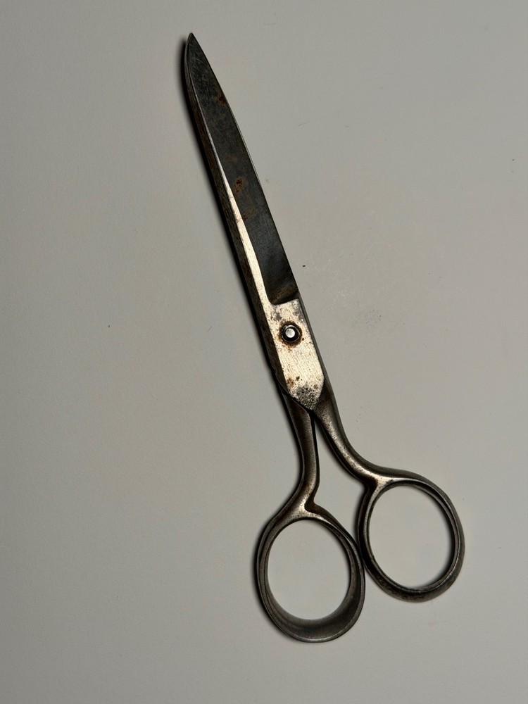 Vintage Steel Scissors 5 inch