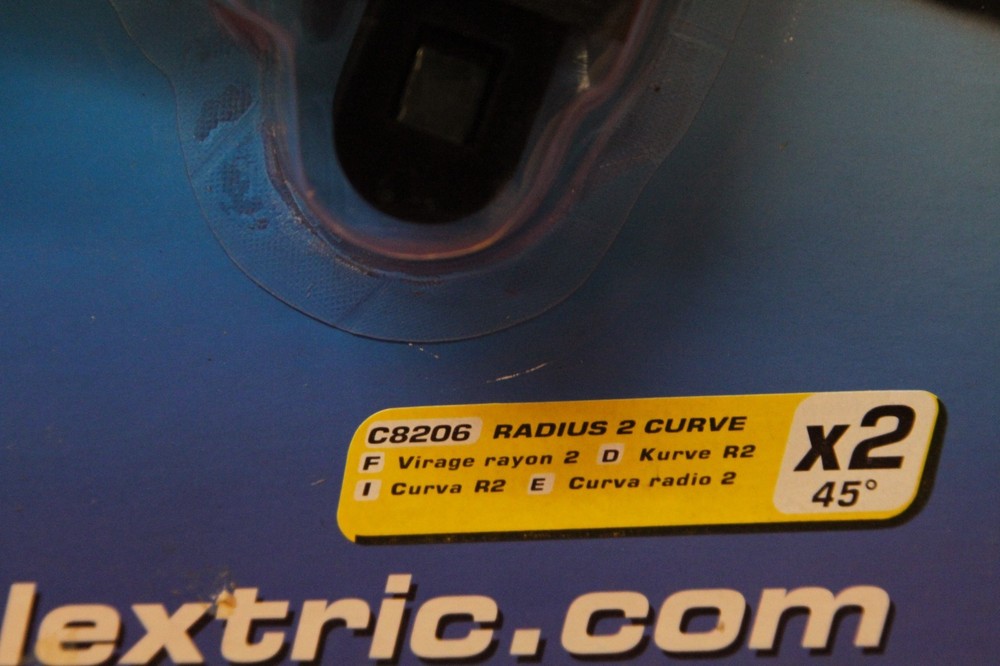 Scalextric Radius 2 Curve (x 2) 45 degree - C8206