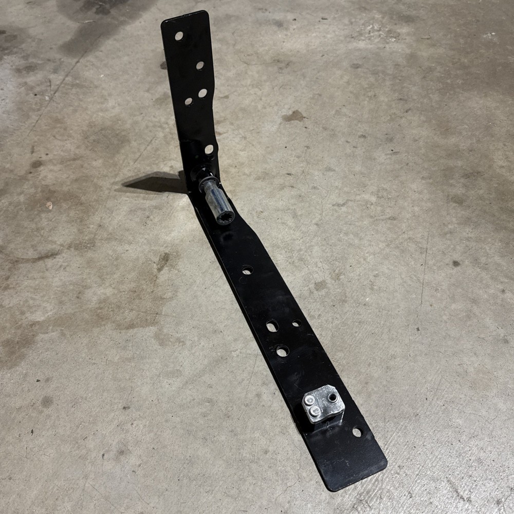 Genuine GM Hinge 23388858
