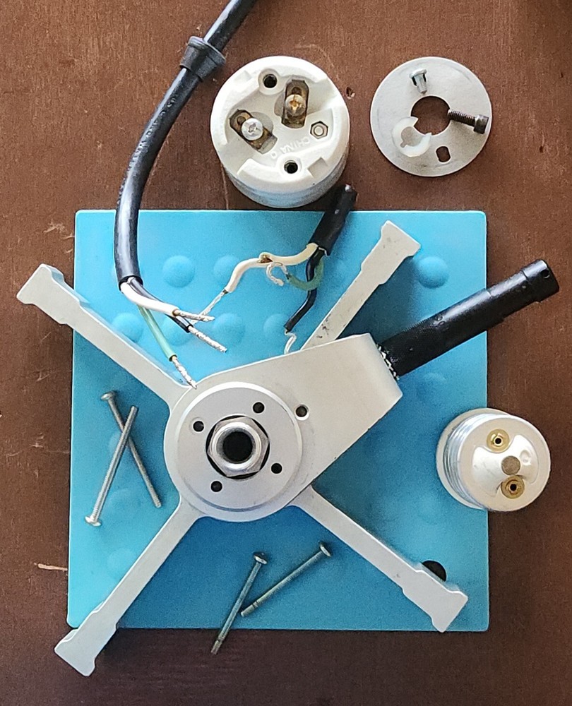 Chimera 9830 Lantern Speedring/Mogul Base Socket, 3860 Single Axis Stand Adapter