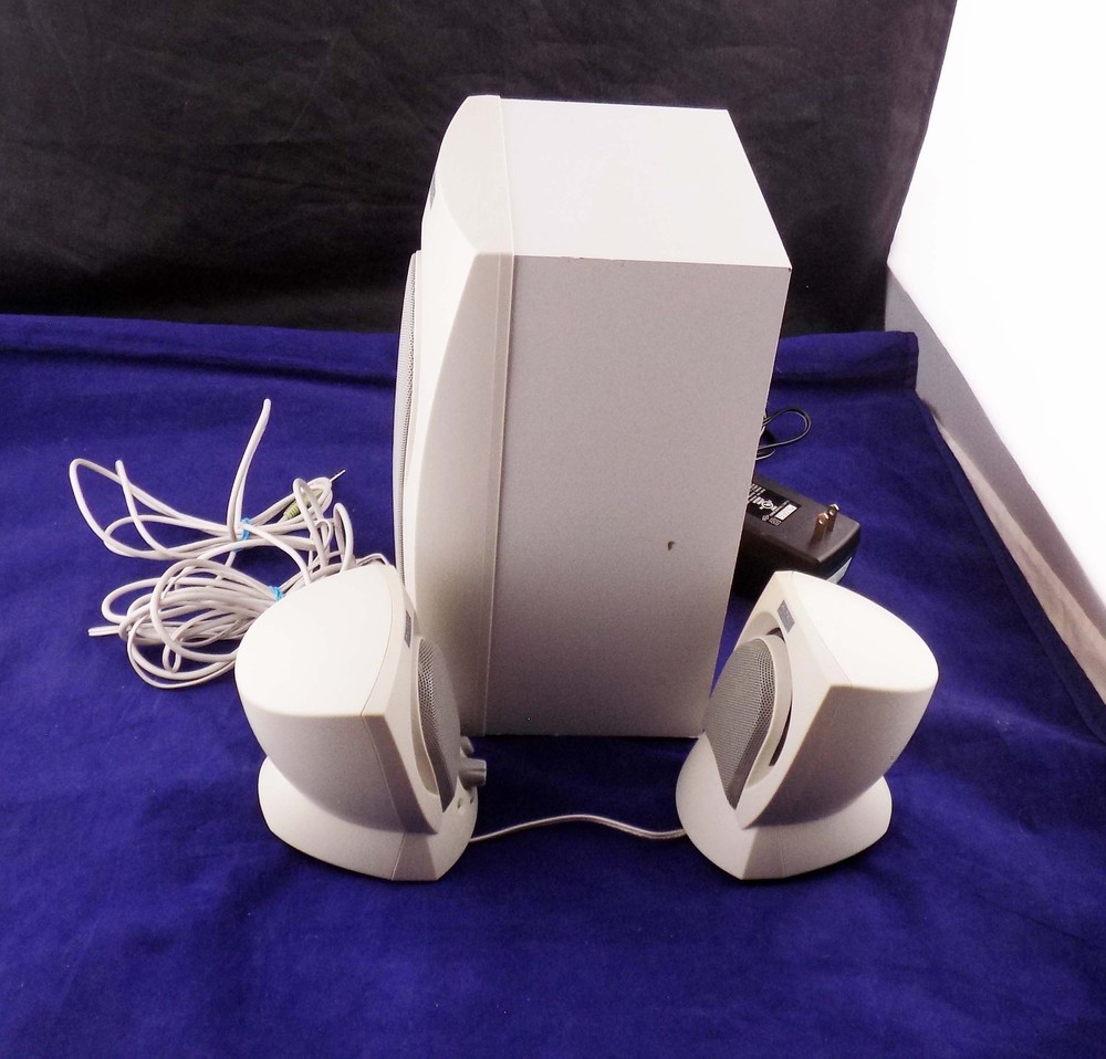 Altec Lansing AVS300 Computer 2.1 Powered Speaker System And Subwoofer Complete