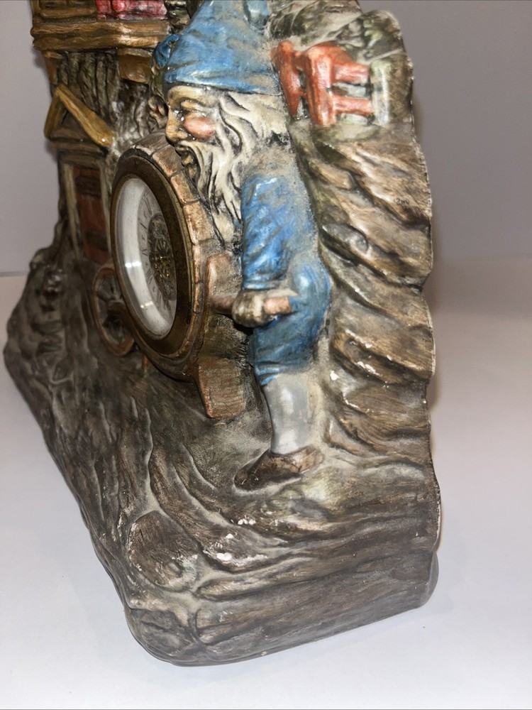 VINTAGE GNOME IN TREEHOUSE CLOCK GERMANY CERAMIC