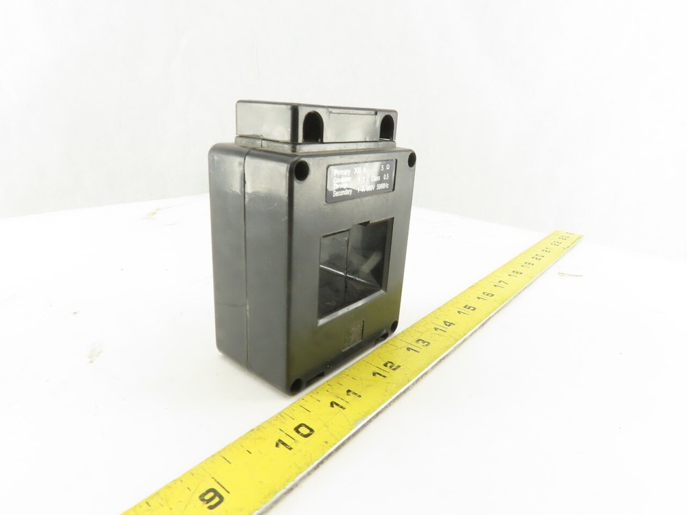 300A 5 Ohm Primary 1A Secondary 1 Pass Current Transformer Class 0.5