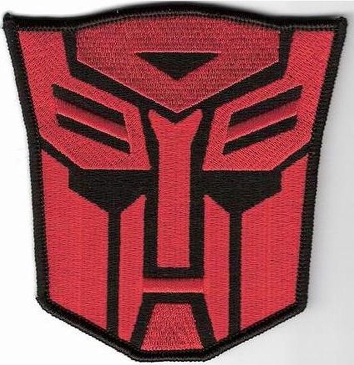 TRANSFORMERS 3 INCH RED/BLACK AUTOBOT PATCH - TF008