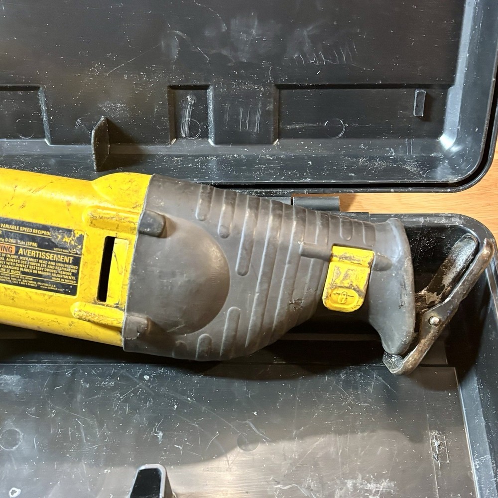 Dewalt DW938 Variable Speed Reciprocating Saw 18v with Case