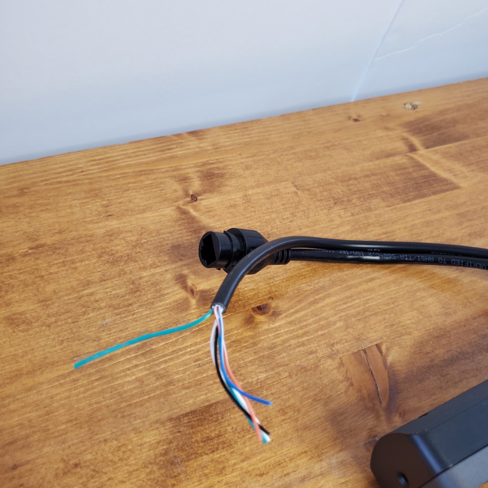 Avigilon Alta Video Intercom Reader Pro OP-VID-PRO-INT - New Open Box