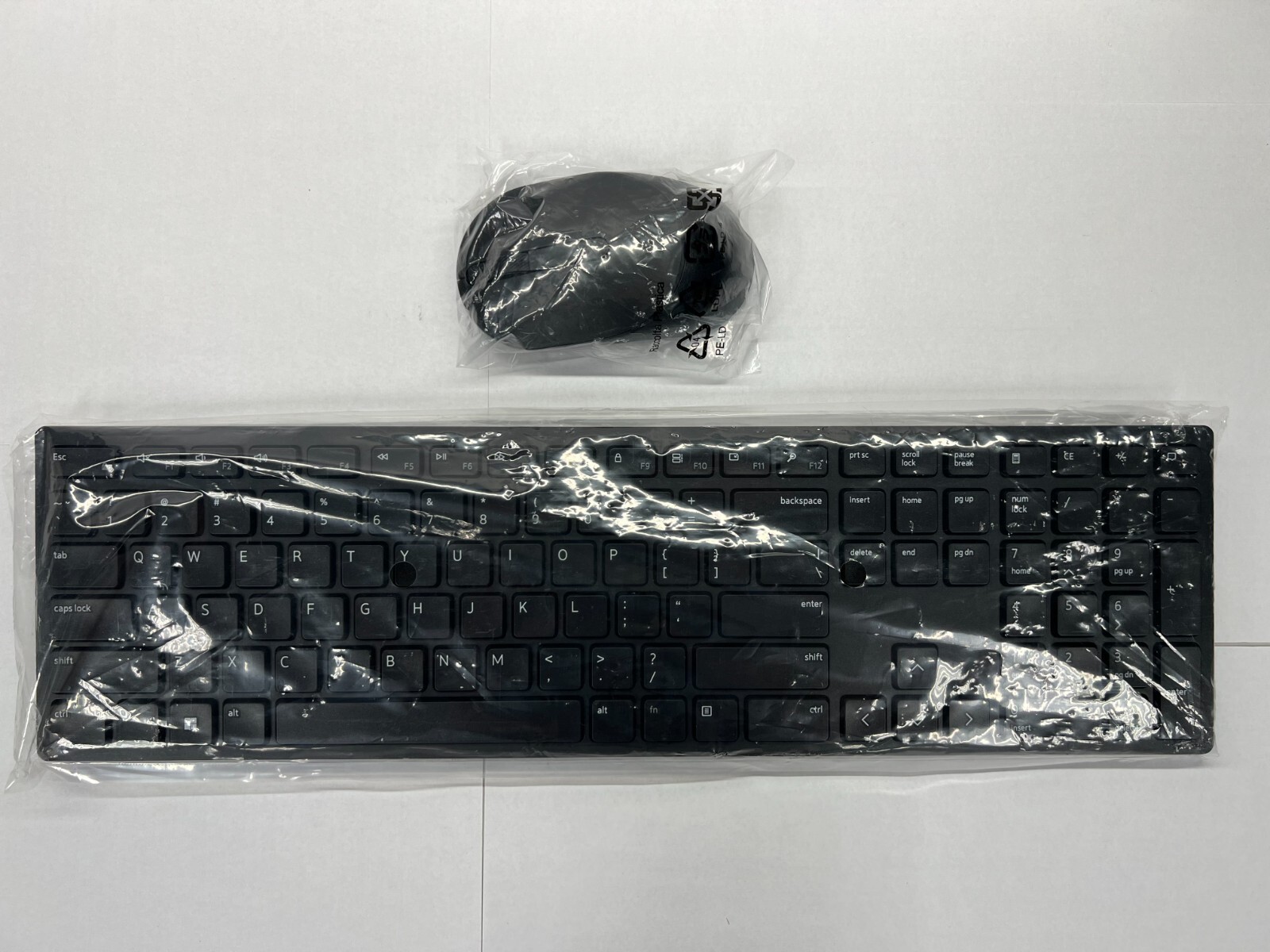 Dell Wireless Keyboard & Mouse Combo (with minor scratches) - Black