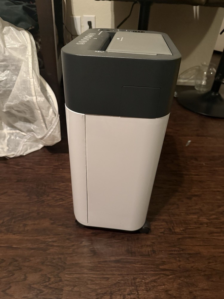 HP AF1009 Micro-shred High Security Paper Shredder, Model AF1009, Microcut
