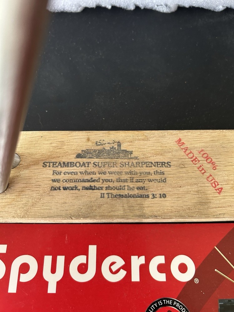 Spyderco Tri-Angle Sharpmaker Kit Fine & Medium Ceramic Stones
