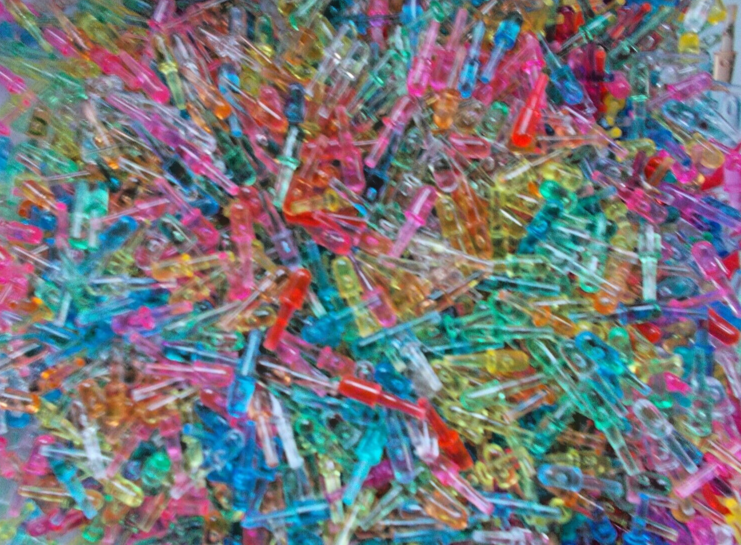 100 Wall Art / HD / Mini / Oval Lite Brite Pegs - Mixed Colors - Free Shipping