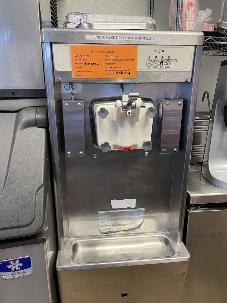 Taylor Soft Serve Machine 751-33