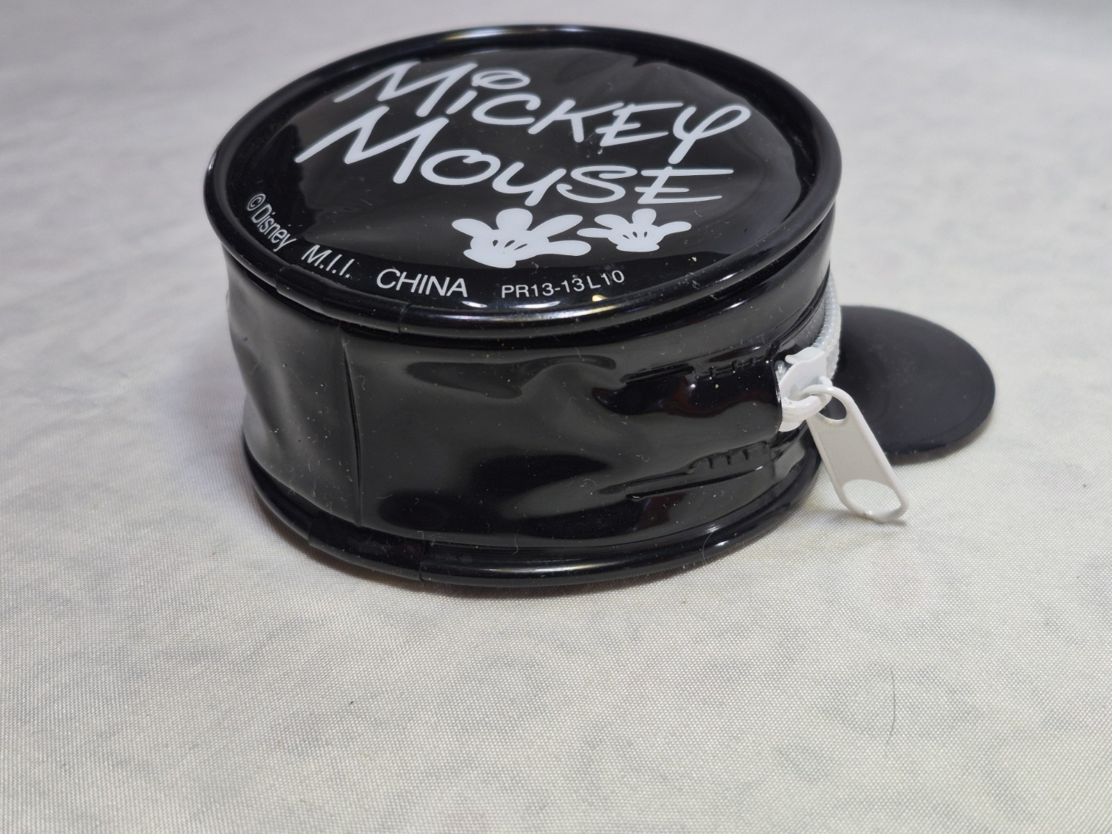 DISNEY MICKEY MOUSE BLACK COIN PURSE