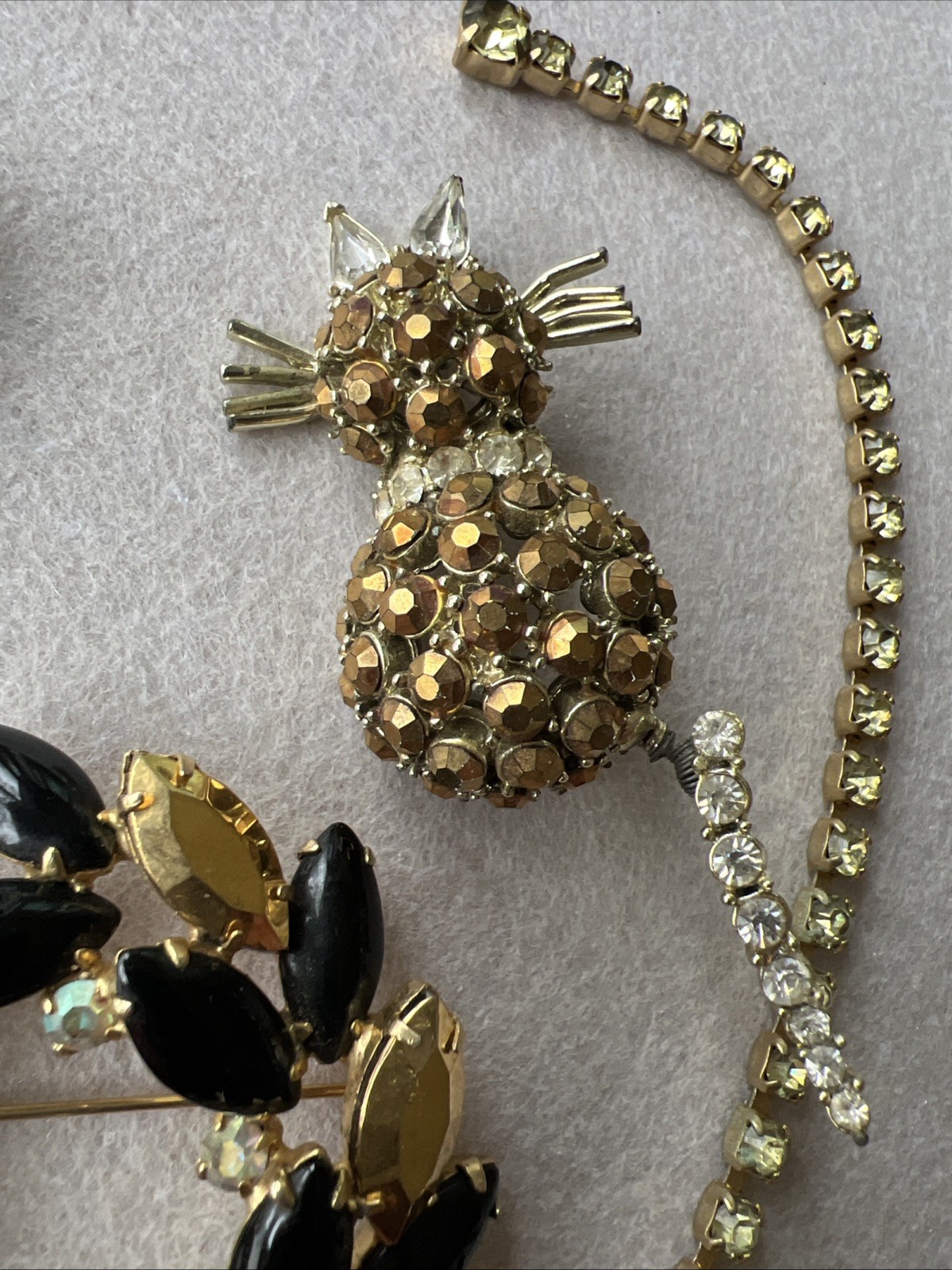 Vintage Rhinestone Jewelry Lot - 4 Pieces - Trembler Brooch - Signed/Unsigned