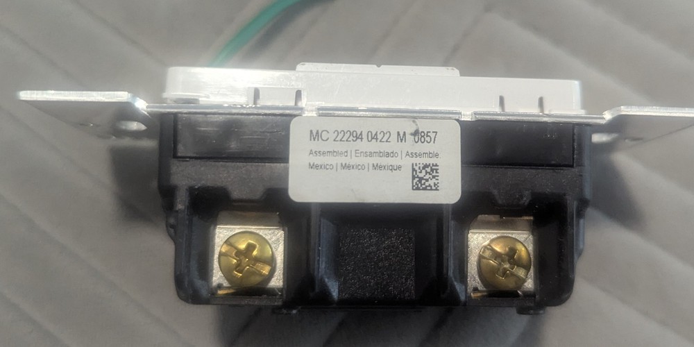 Lutron Maestro Timer Switch (MA-T51MN-WH)