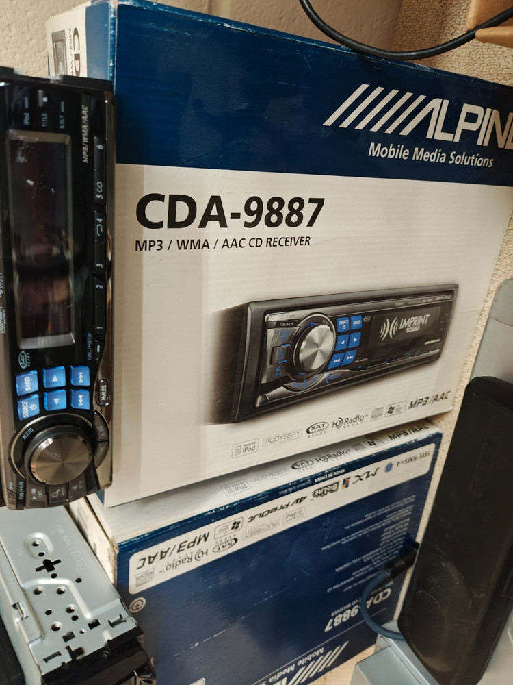 Alpine lot auto Stereo Equipment