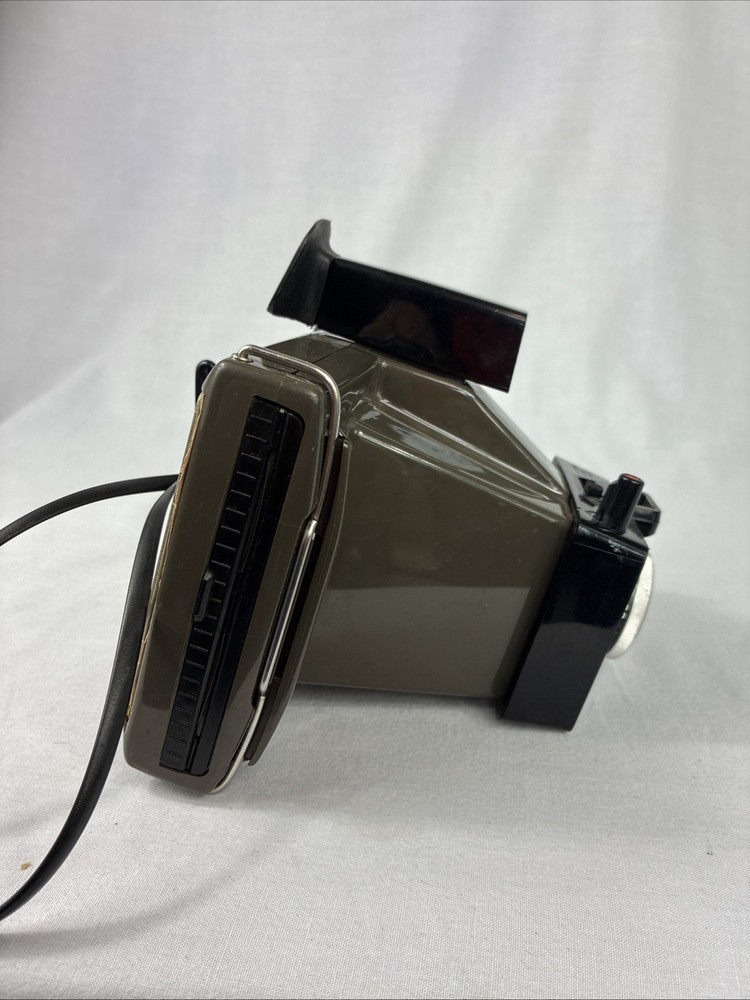 Polaroid Colorpack II Camera