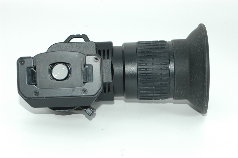 Nikon DR-6 Right Angle Viewfinder