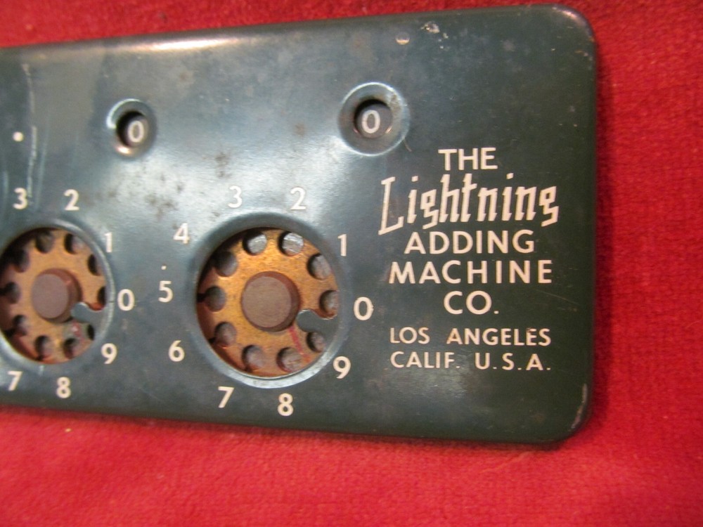 1946 THE LIGHTNING ADDING MACHINE CO 7 DIGIT CALCULATOR