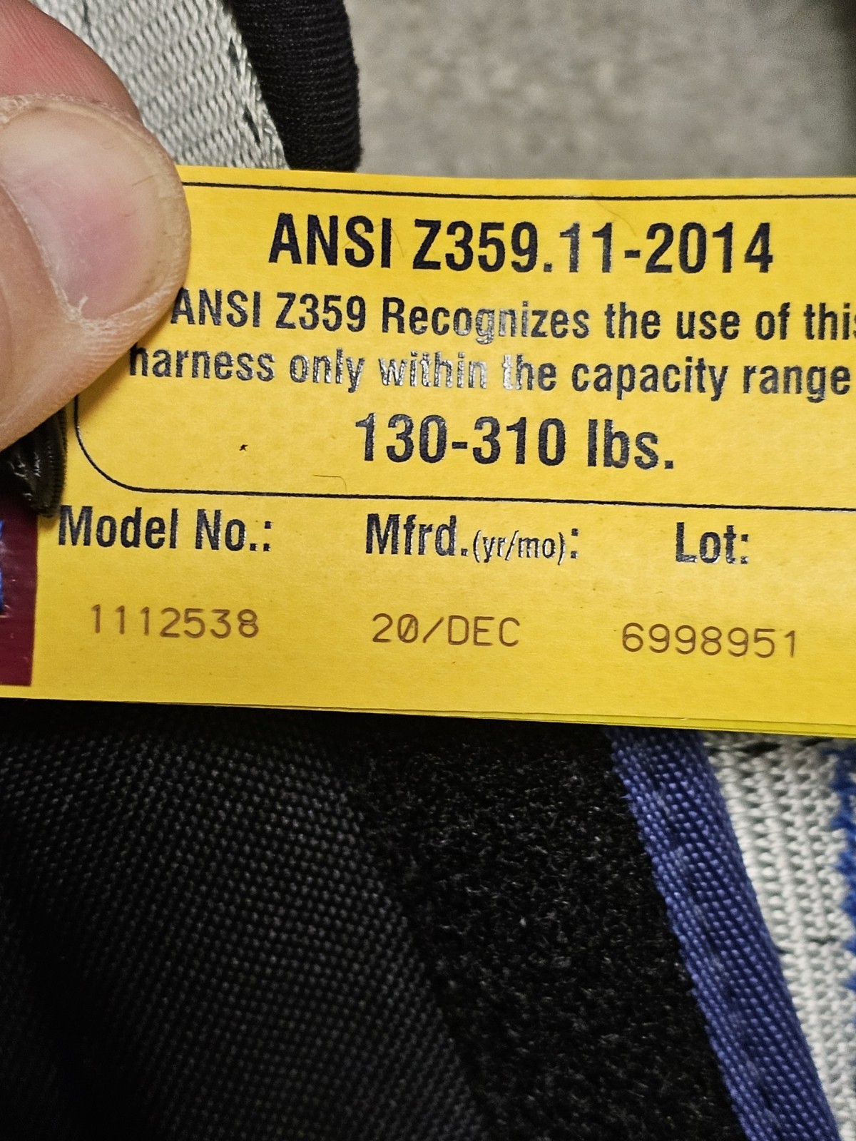 3M DBI-SALA EXOFIT STRATA XL FULL BODY HARNESS FALL PROTECTION XL BELT 1112538