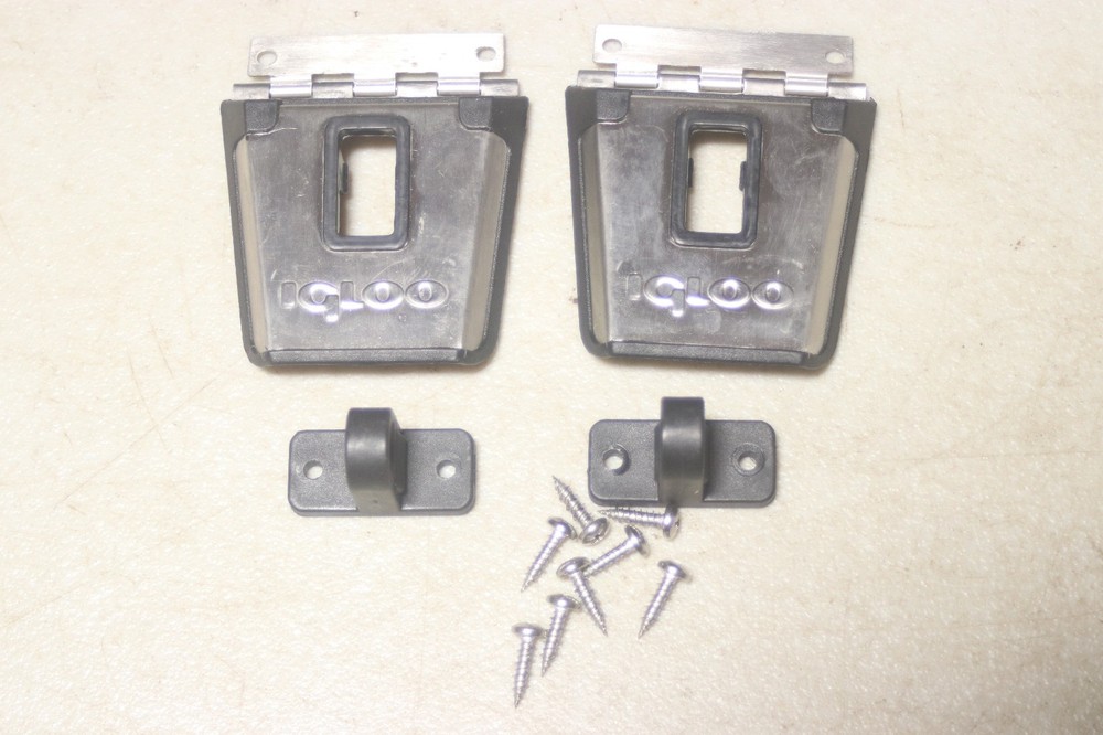 Igloo Hybird Plastic & Stainless Lockable Cooler Latch Set