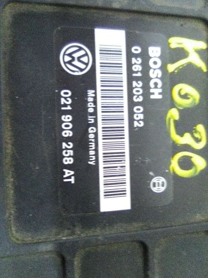 93 94 PASSAT ENGINE ECM ELECTRONIC CONTROL MODULE UNIT ECU FROM VIN 136399