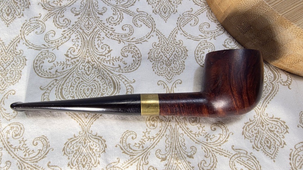 No Name estate pipe