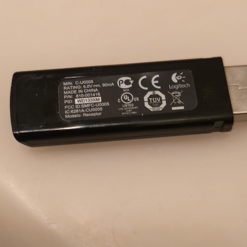Logitech R400 Wireless Presenter Remote Laser Pointer