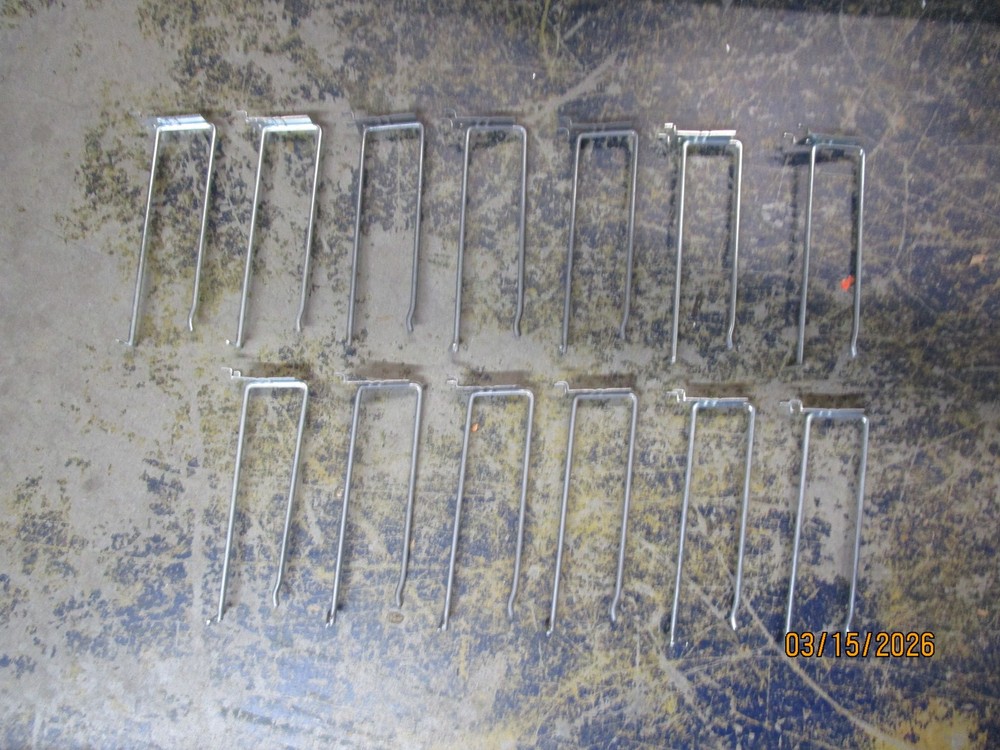 (13) Pegboard Hooks 9" Bar