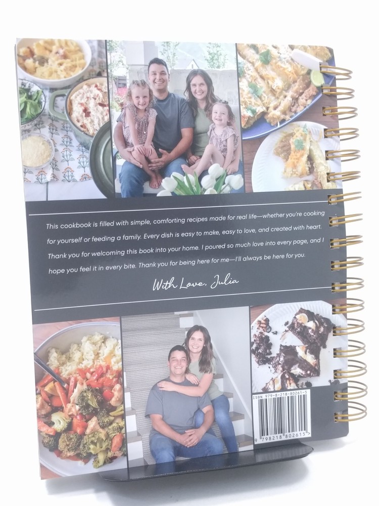 Make it simple : 150+ quick & easy recipes by Julia Pacheco