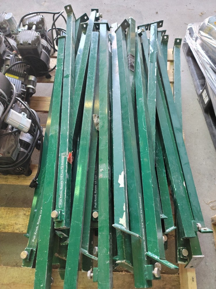 Set of Legs / Stand for BGI PQ 200 Sampler