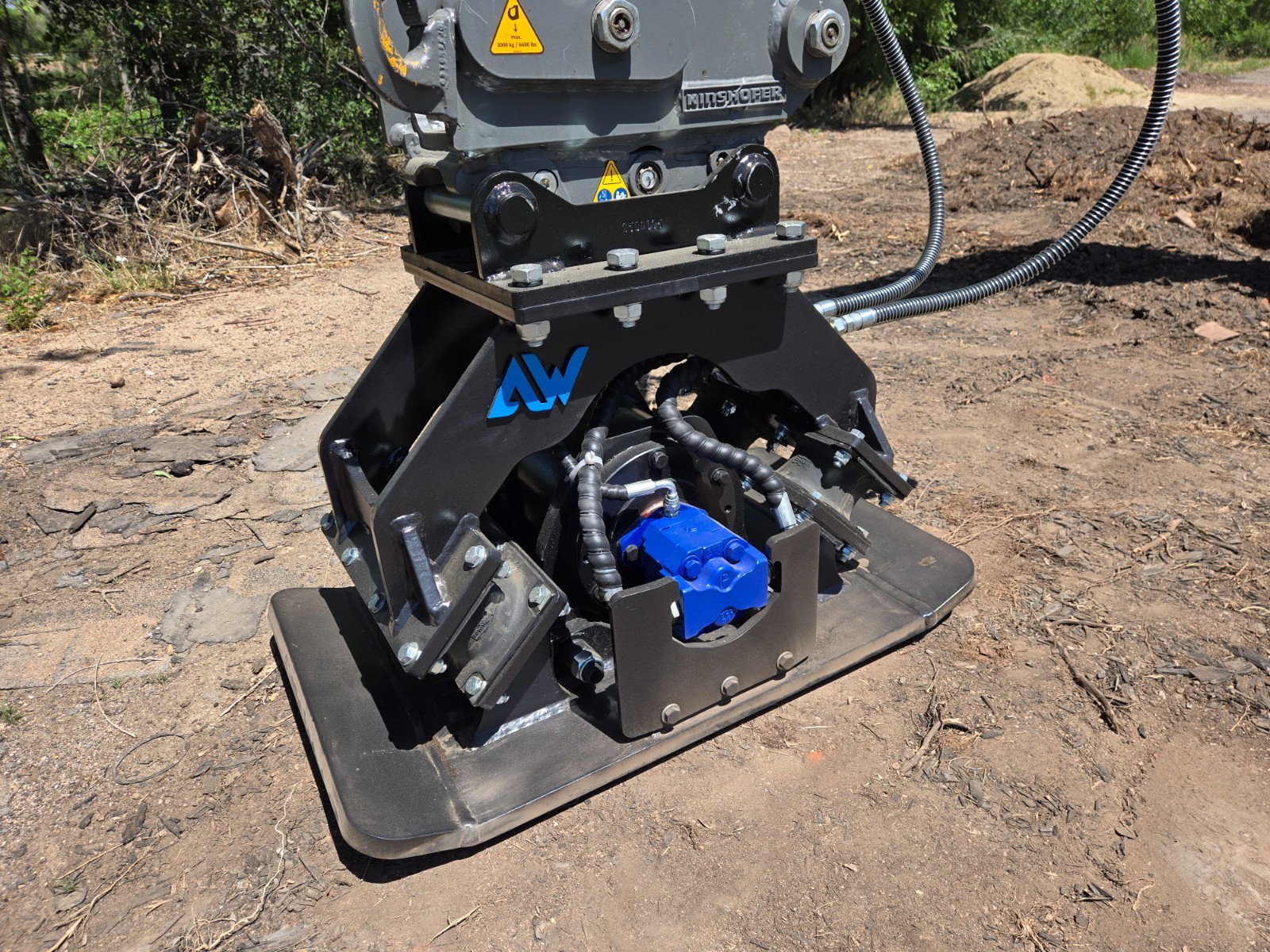 Excavator Compactor Plate - Excavators up to 25 tons - 36″ x 53″ Plate