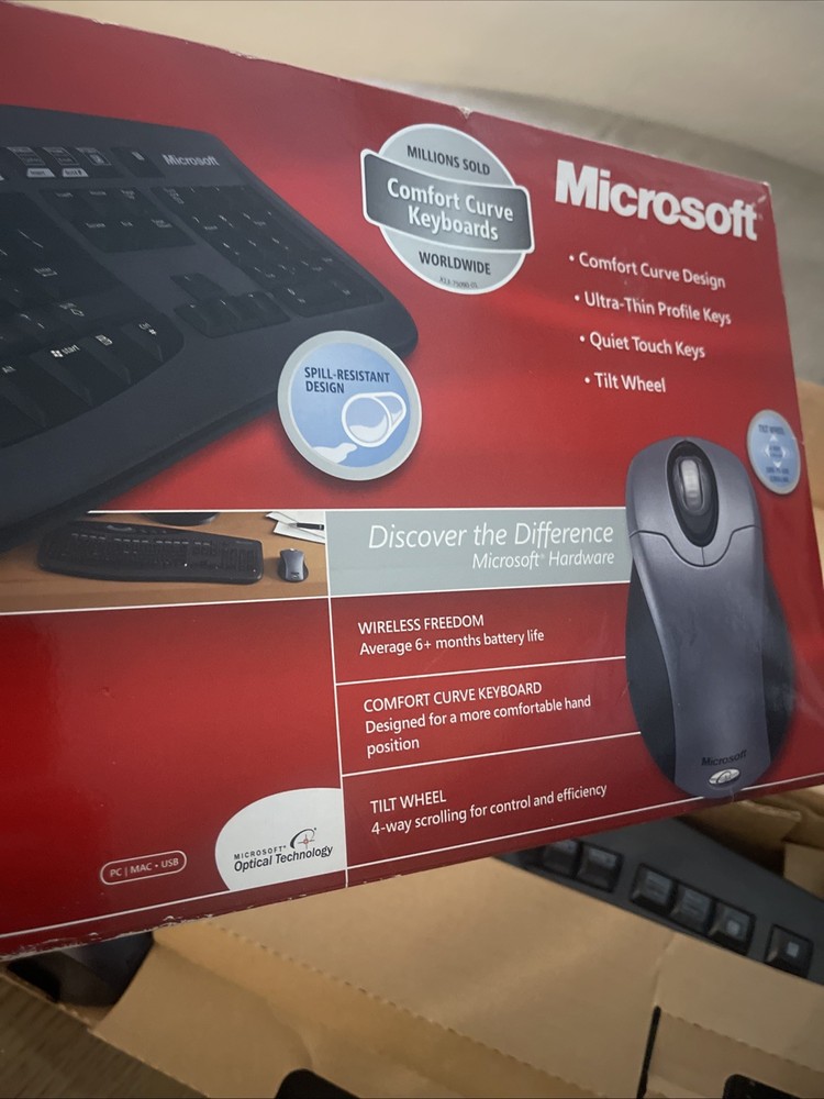 Microsoft Wireless optical Desktop 3000 Keyboard & Mouse Ergonomic combo