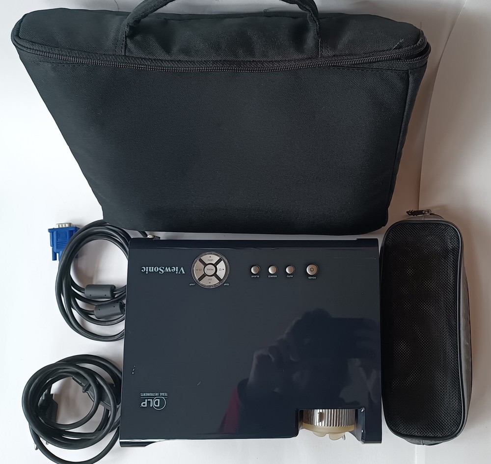 ViewSonic PJ503D Projector - Free Ship in US