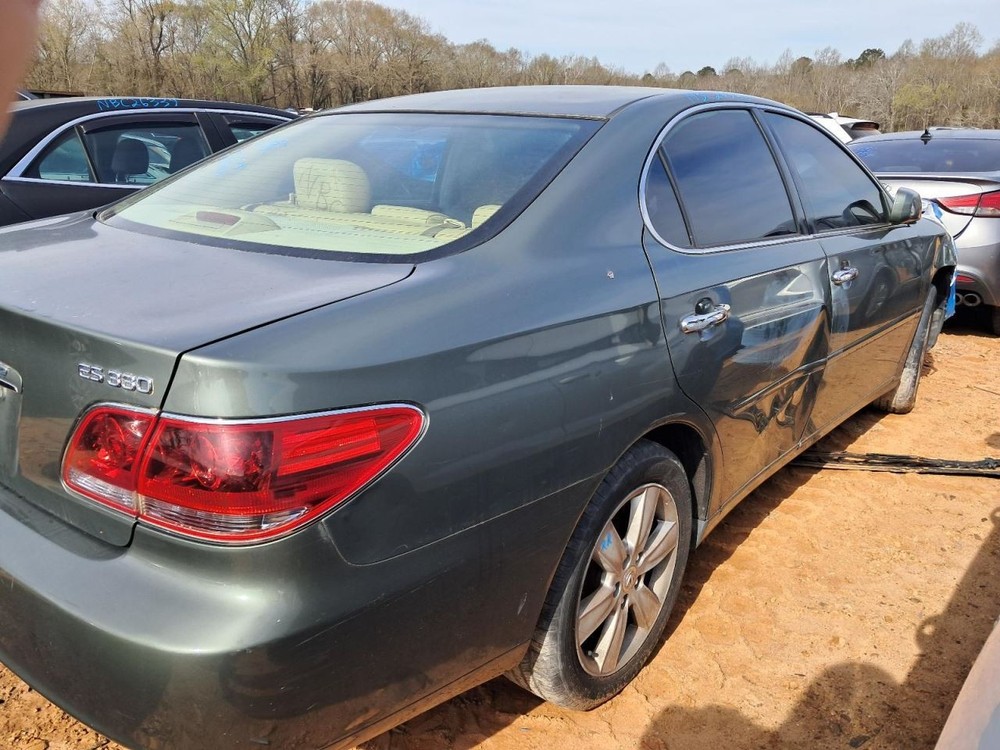 ES330 2005 Glove Box 5012744