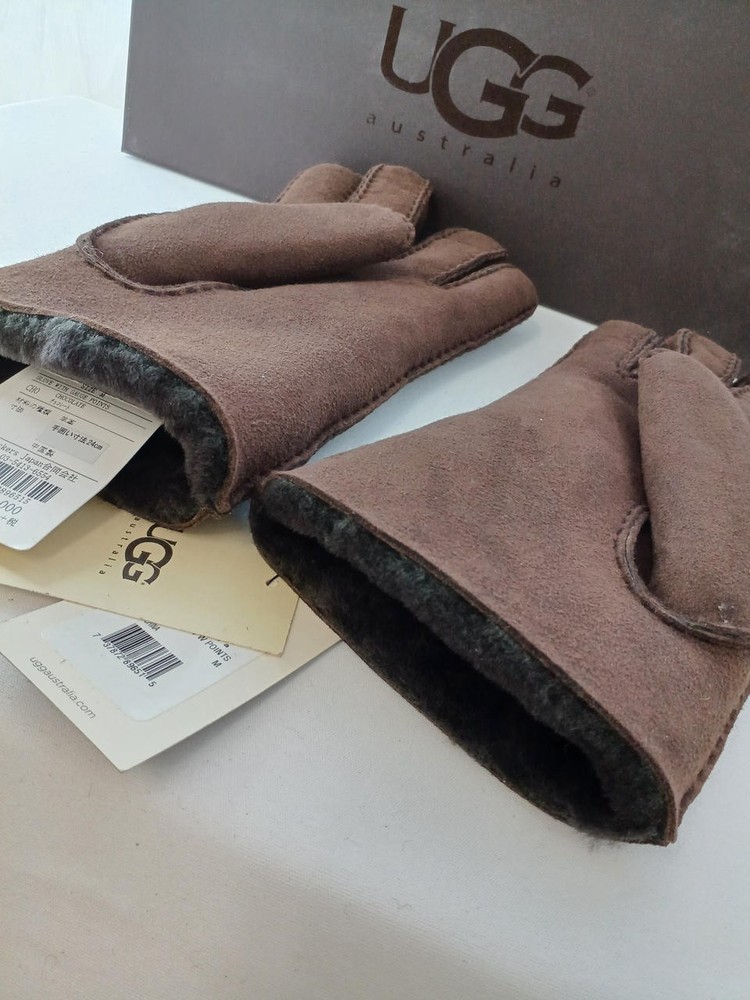 Shearling Gloves With Ugg Tag