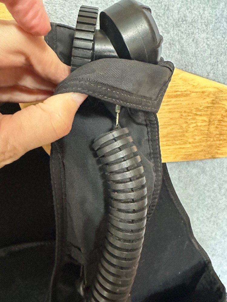 Oceanic Flex Bioflex Scuba Diving Bouyancy Compensator Device (BCD) -Some Issues