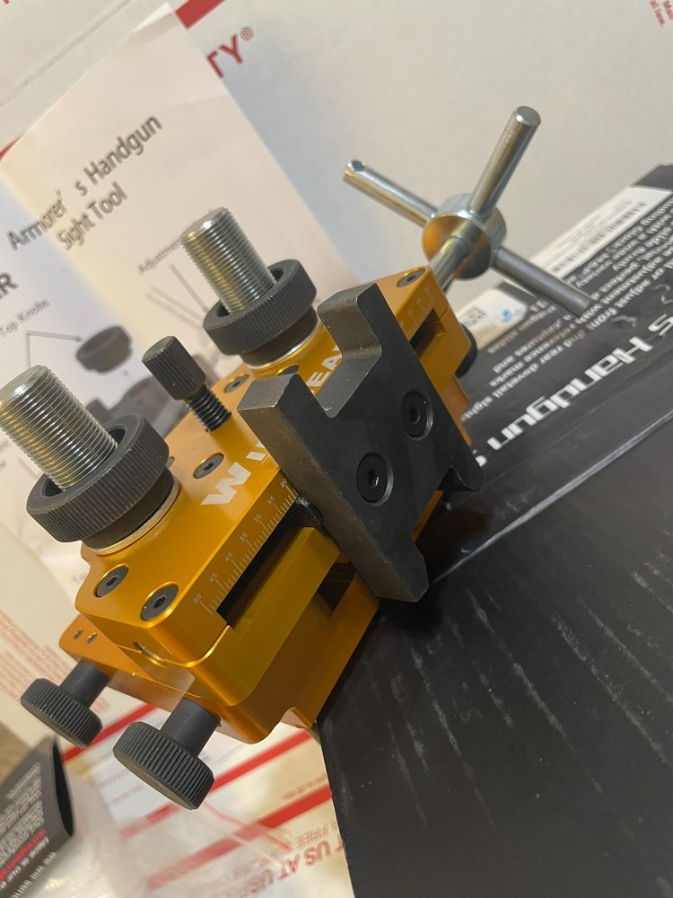 W WIREGEAR Sight Pusher Tool for Handguns
