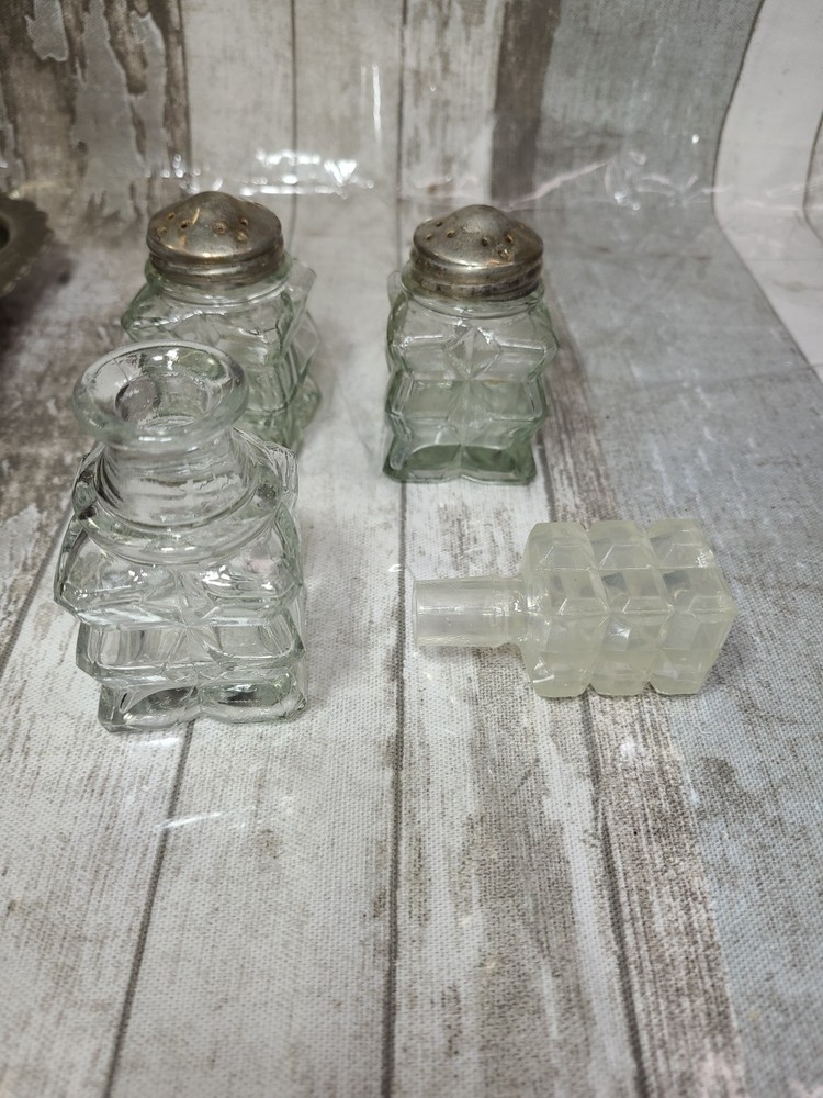 Vintage Castor Cruet Condiment Set Silver Plate Stand