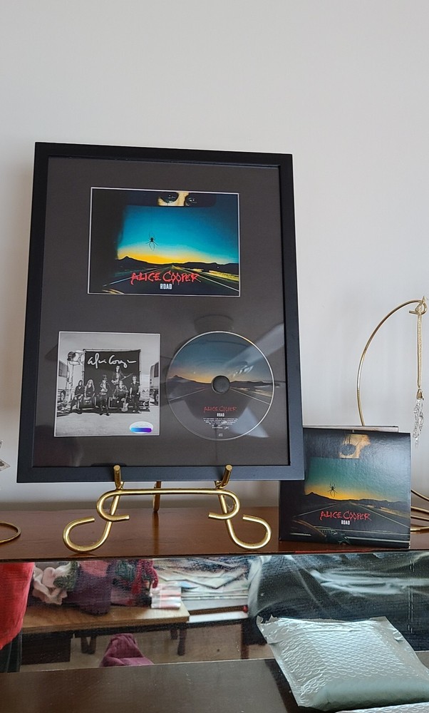 Alice Cooper "ROAD" CD HAND SIGNED AUTOGRAPHED CUSTOM FRAME JSA COA 12 x 15