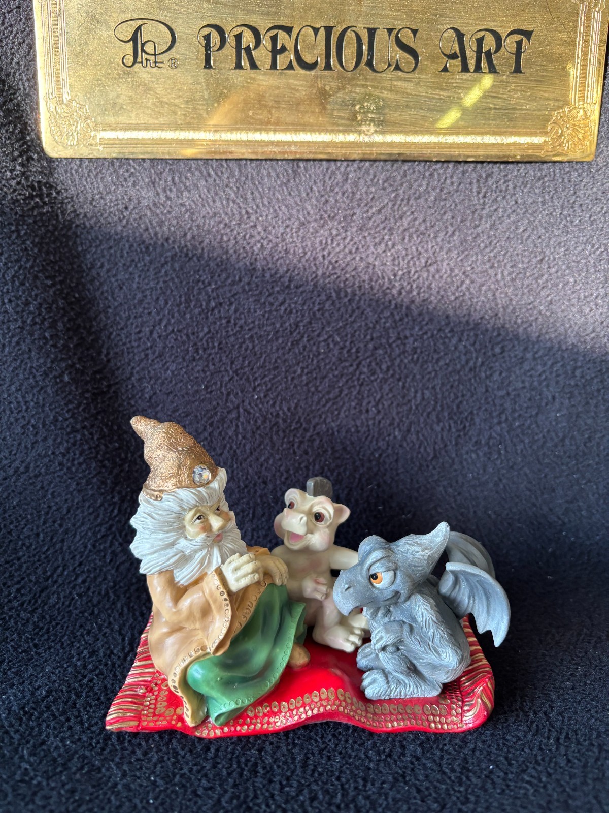 Krystonia Brand New in UNOPENED Box The Hitchhiker (red) 518AA READ